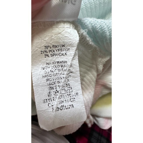 Pink Lily Rainbow Long Sleeve Sweatshirt size M - Picture 9 of 10